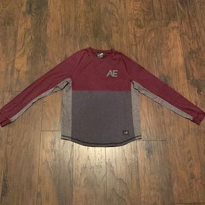 Mens size medium American Eagle long sleeve t shirt
